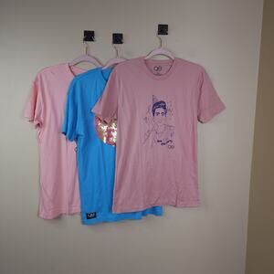 Queer Eye Bundle of Three Short Sleeve Graphic Tees Sequin Size S